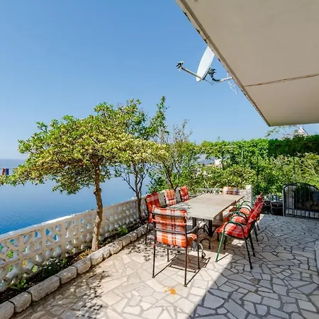 Guest house Kosa Brela