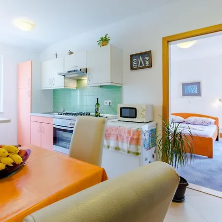 Guest house Kosa Brela